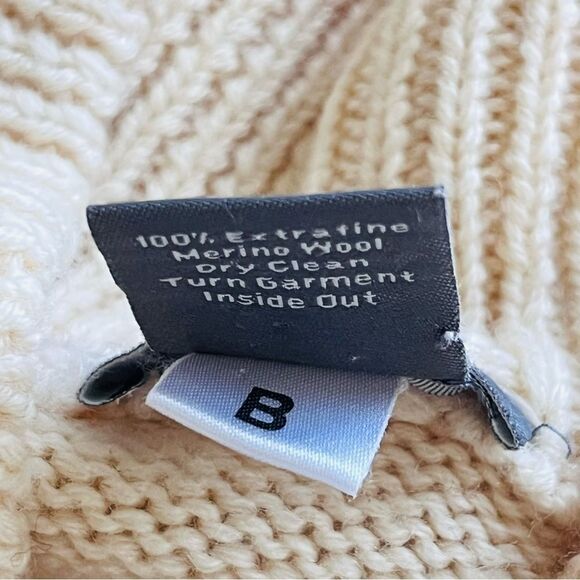 Ann Taylor Womens Cardigan Vneck Rare Merino Wool Button Casual Career Top Small - Picture 3 of 4